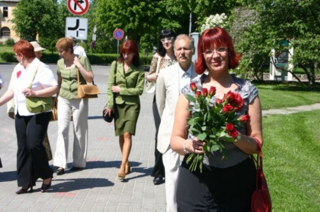 Dodamies uz svinīgo pasākumu
Autors: Sarmīte Ozola