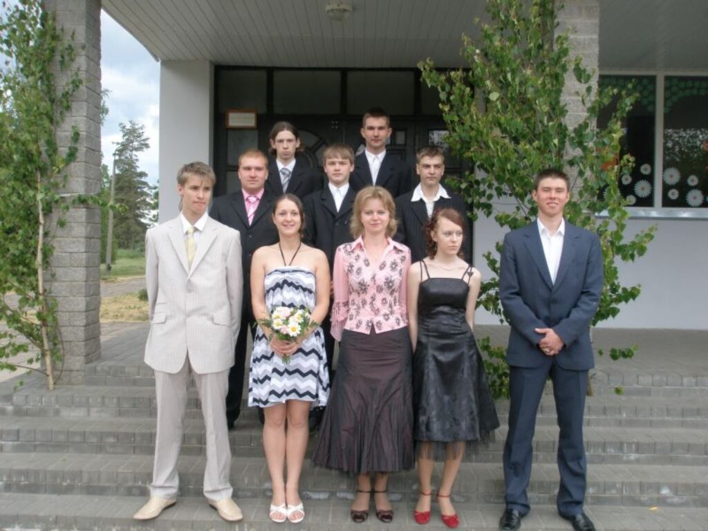 Valkas pamatskolas 9 c klase
Autors: No personīgā arhīva