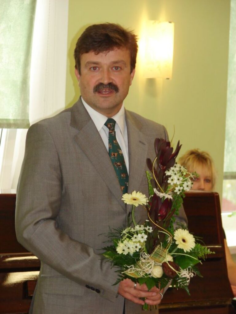 Zemkopības ministrs Mārtiņš Roze klātesošajiem atzina, ka viņu pārsteidza pērnā gada pirmklasnieku sirsnīgais darbs par mazo pārgājienu.
Autors: Santa Sinka