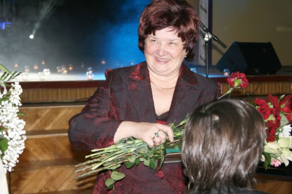 SIA “Rozi” īpašnieces Ruta Hommikas vadītais kolektīvs ne tikai lieliski gatavo maltītes, bet arī rūpējas par sociāli neaizsargātajiem bērniem.
Autors: Inga Karpova
