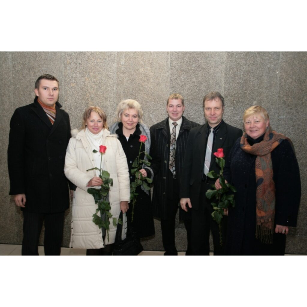 Valkas šautuvi izmantos ne tikai visas Vidzemē bāzētās militārās struktūras, bet arī, iespējams, abu pilsētu mednieku klubu dalībnieki.
Autors: Aldis Dubļāns