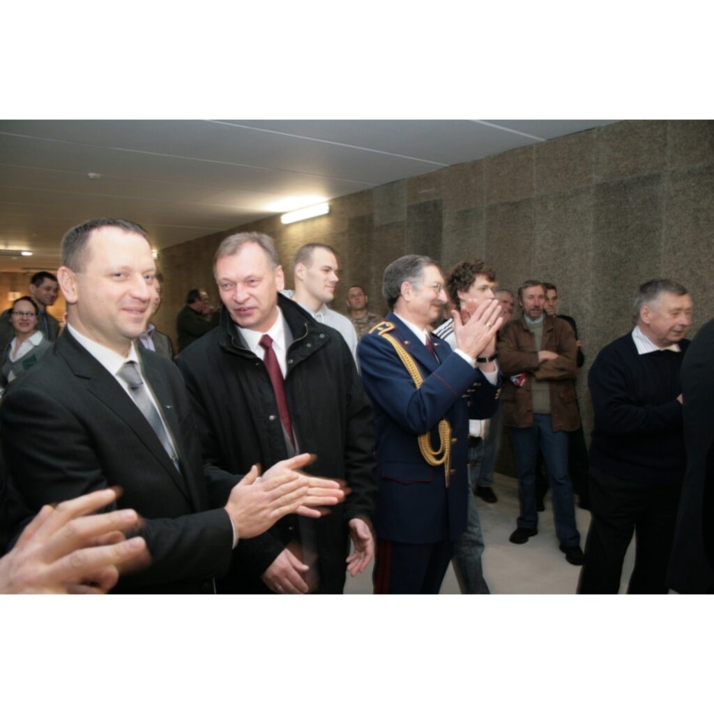 Valkas šautuvi izmantos ne tikai visas Vidzemē bāzētās militārās struktūras, bet arī, iespējams, abu pilsētu mednieku klubu dalībnieki.
Autors: Aldis Dubļāns