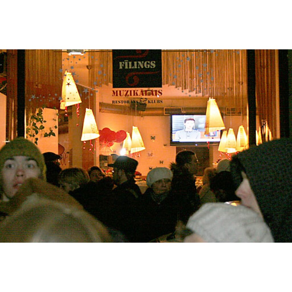 Jau rīt, 14. janvārī, informēsim par protesta akcijas dalībnieku redzēto un dzirdēto pasākuma laikā, kā arī pēc tā. Šobrīd piedāvājam mūsu Zemgales kolēģu sagatavoto fotoreportāžu.
