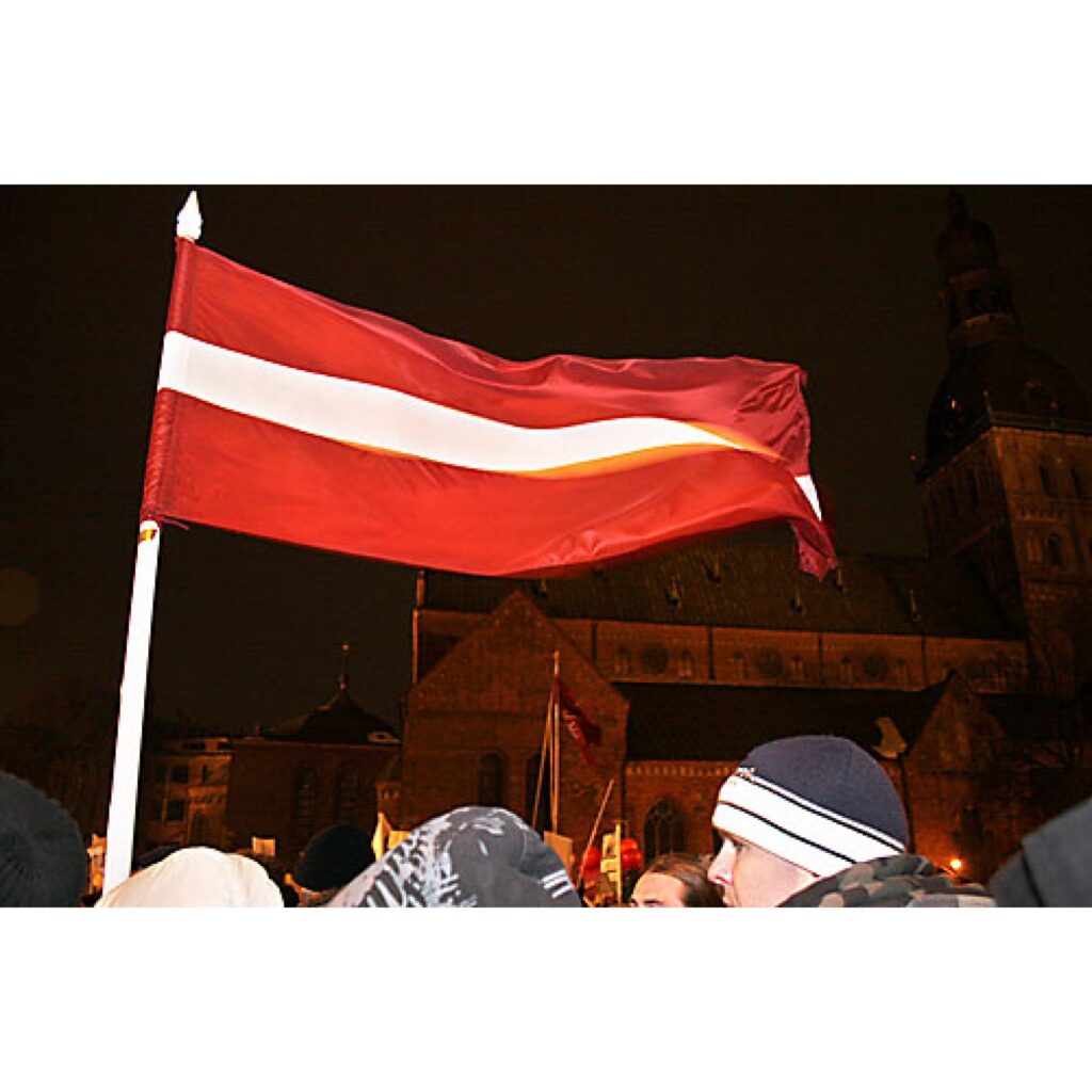 Jau rīt, 14. janvārī, informēsim par protesta akcijas dalībnieku redzēto un dzirdēto pasākuma laikā, kā arī pēc tā. Šobrīd piedāvājam mūsu Zemgales kolēģu sagatavoto fotoreportāžu.