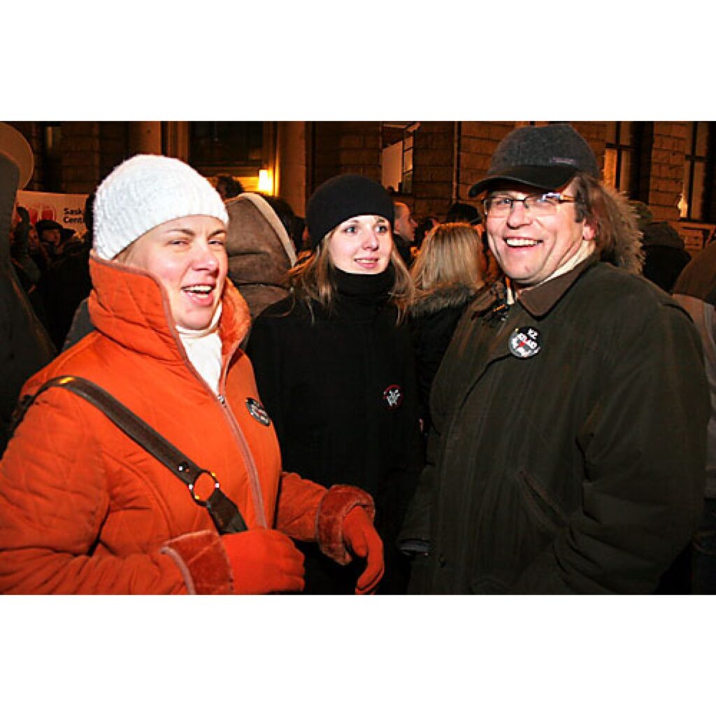 Jau rīt, 14. janvārī, informēsim par protesta akcijas dalībnieku redzēto un dzirdēto pasākuma laikā, kā arī pēc tā. Šobrīd piedāvājam mūsu Zemgales kolēģu sagatavoto fotoreportāžu.