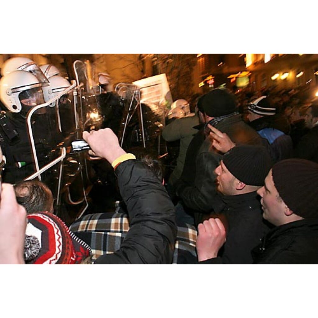 Jau rīt, 14. janvārī, informēsim par protesta akcijas dalībnieku redzēto un dzirdēto pasākuma laikā, kā arī pēc tā. Šobrīd piedāvājam mūsu Zemgales kolēģu sagatavoto fotoreportāžu.
