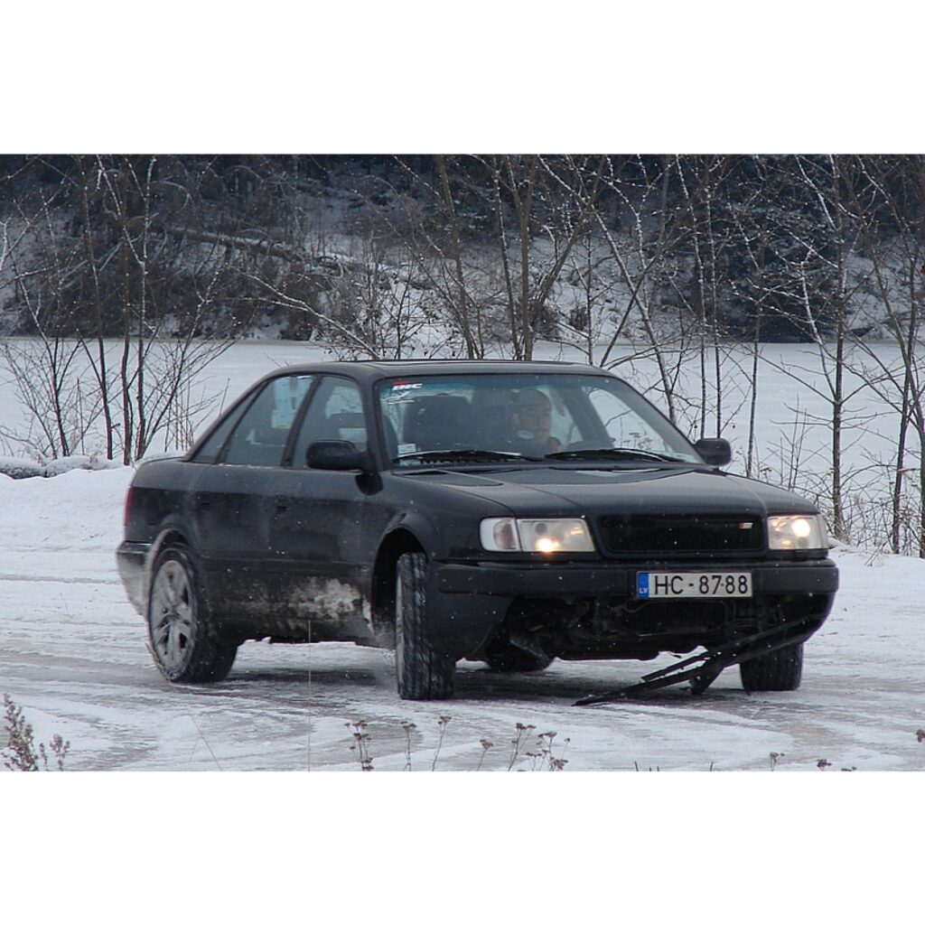 Šodien, 4. janvārī, sporta un atpūtas kompleksā „Teperis” notika vieglo auto vadīšanas sacensību „Amatieru kauss 2009” (Smiltene) 3. posms. Tajā pavisam piedalījās 34 dalībnieki. Jau rīt sniegsim informāciju par šī posma rezultātiem.
Rezult...
Autors: Santa Sinka