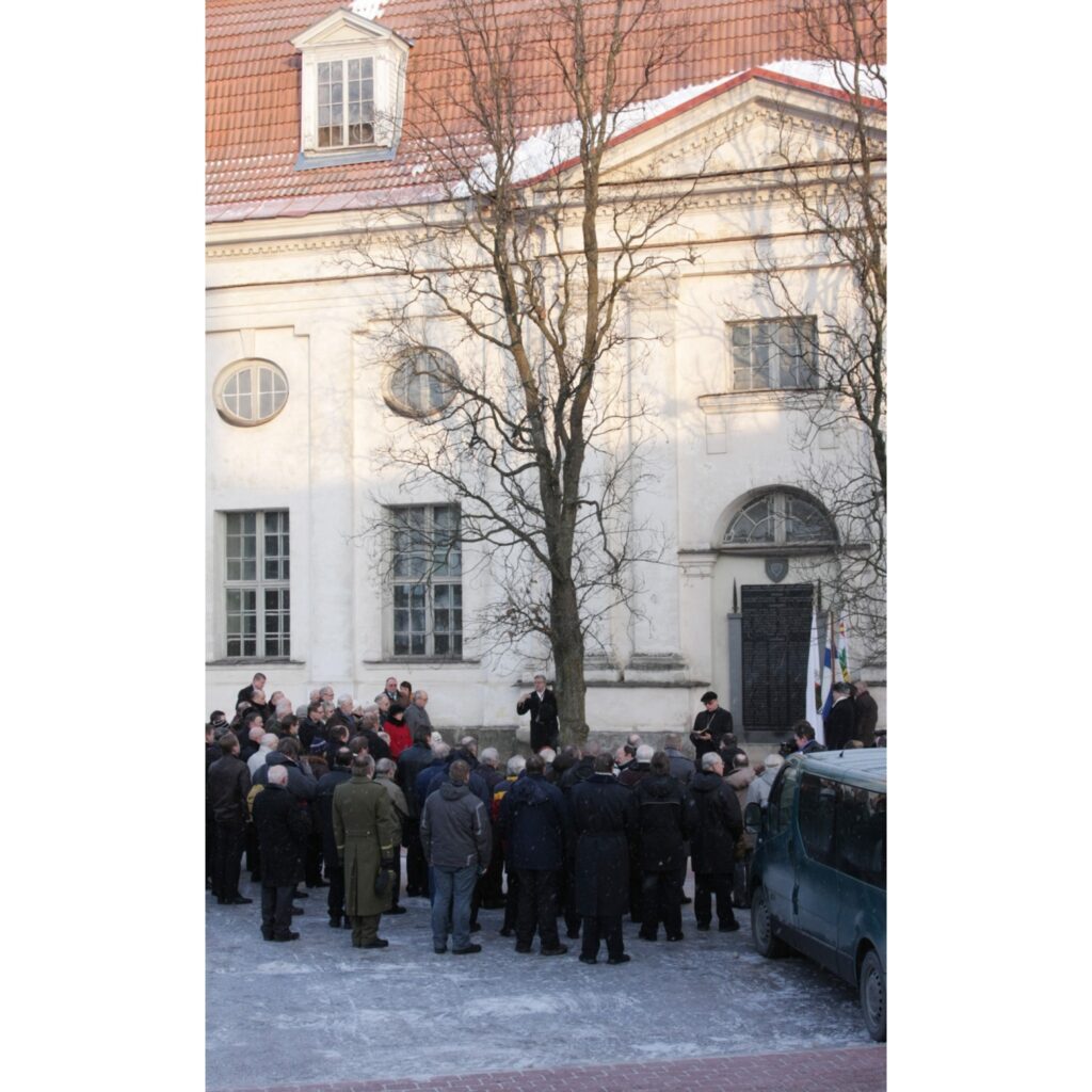 Vakar Igaunijā svinīgi atzīmēja Paju kauju 90.gadadienu, kam par godu tiks rīkota virkne dažādu pasākumu un vēsturiskās kaujas paraugdemonstrējums. Netālu no Valgas 1919.gada 31.janvārī notika viena no nozīmīgākajām kaujām Igaunijas...
Autors: Aldis Dubļāns