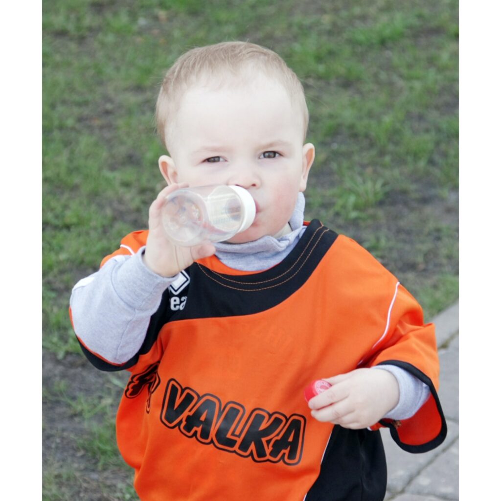 Valkas pilsētas stadionā, 3. maijā, savu pirmo spēli 2009.gada Latvijas 2. līgas čempionātā futbolā aizvadījuši FK “Valka” futbolisti.
Autors: Aldis Dubļāns