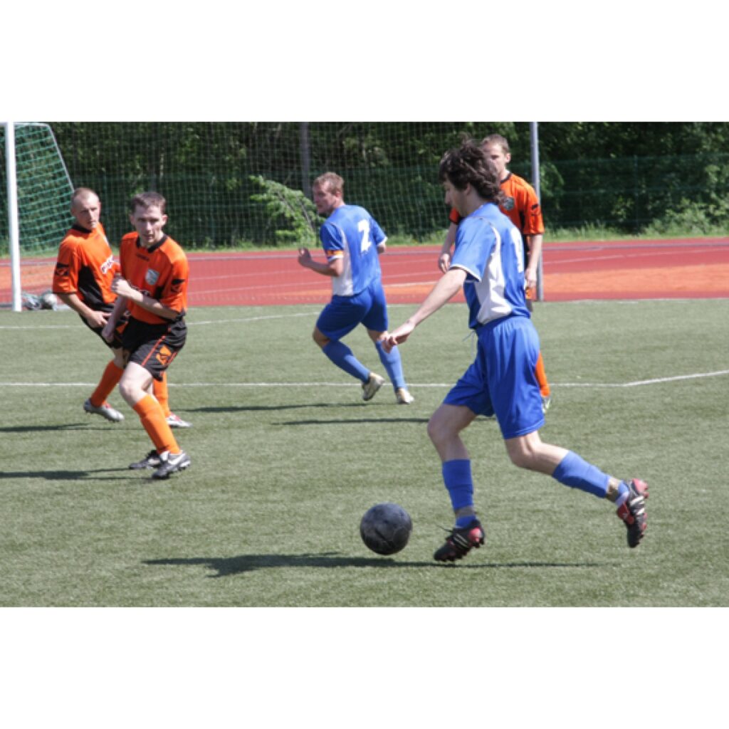 Vidzemes 2. līgas čempionātā FK "Valka" ir guvusi uzvaru pār FK "Upesciems" - 2:1. Pēc visām iepriekšējām neveiksmēm šī uzvara vieš cerības, jo pretinieki ir pērnā gada vicečempioni.
Autors: Aldis Dubļāns