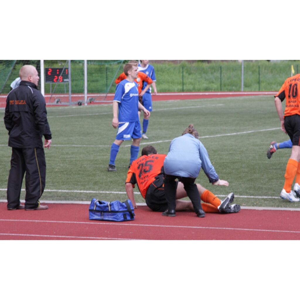 Vidzemes 2. līgas čempionātā FK "Valka" ir guvusi uzvaru pār FK "Upesciems" - 2:1. Pēc visām iepriekšējām neveiksmēm šī uzvara vieš cerības, jo pretinieki ir pērnā gada vicečempioni.
Autors: Aldis Dubļāns
