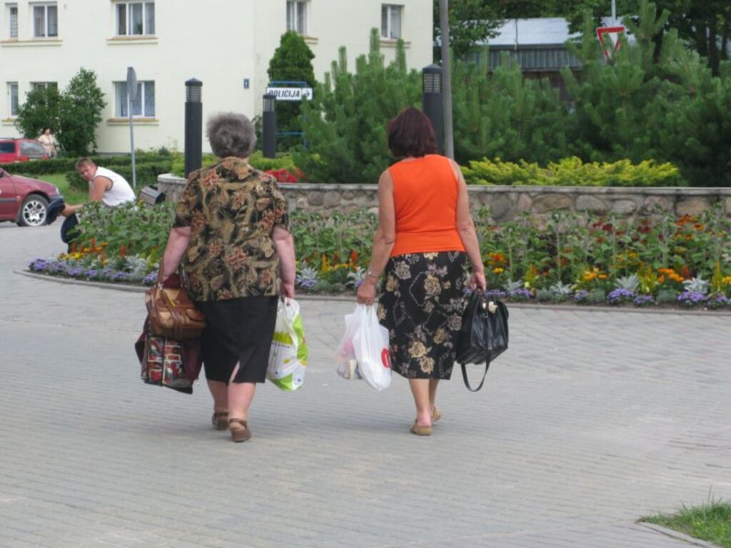 Daudzi pensionāri pēc šī likuma pieņemšanas, savas darba vietas pameta, jo strādāt vairs neatmaksājās. (Fotogrāfijai ir ilustrējošs raksturs)
Autors: Baiba Šķērīte