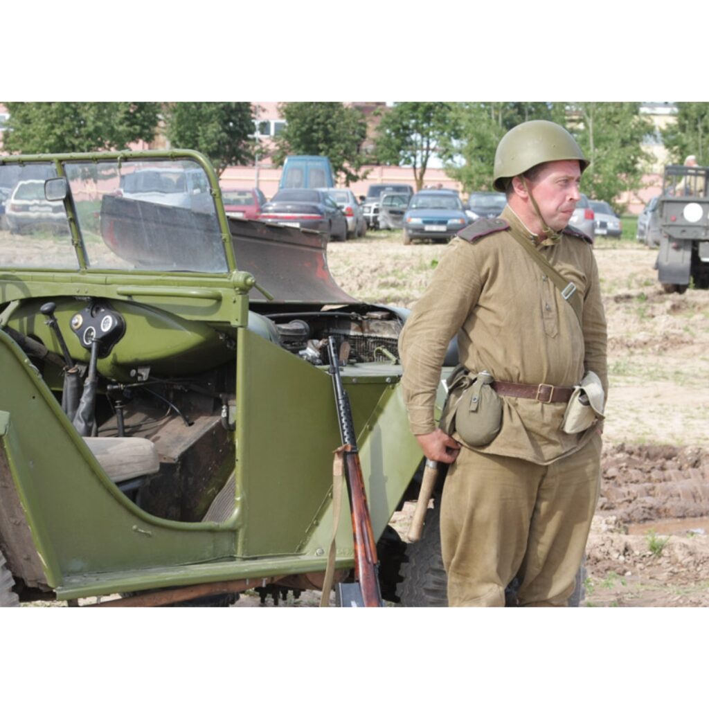 Piektdien un sestdien Valgā bija unikāls pasākums – I Starptautiskās kara vēstures dienas. To ietvaros notika vēstures tematiskā konference, pilsētas militārā ekskursija, kara inventāra un citu senlaicīgu priekšmetu gadatirgus, kara mašīnu...
Autors: Aldis Dubļāns