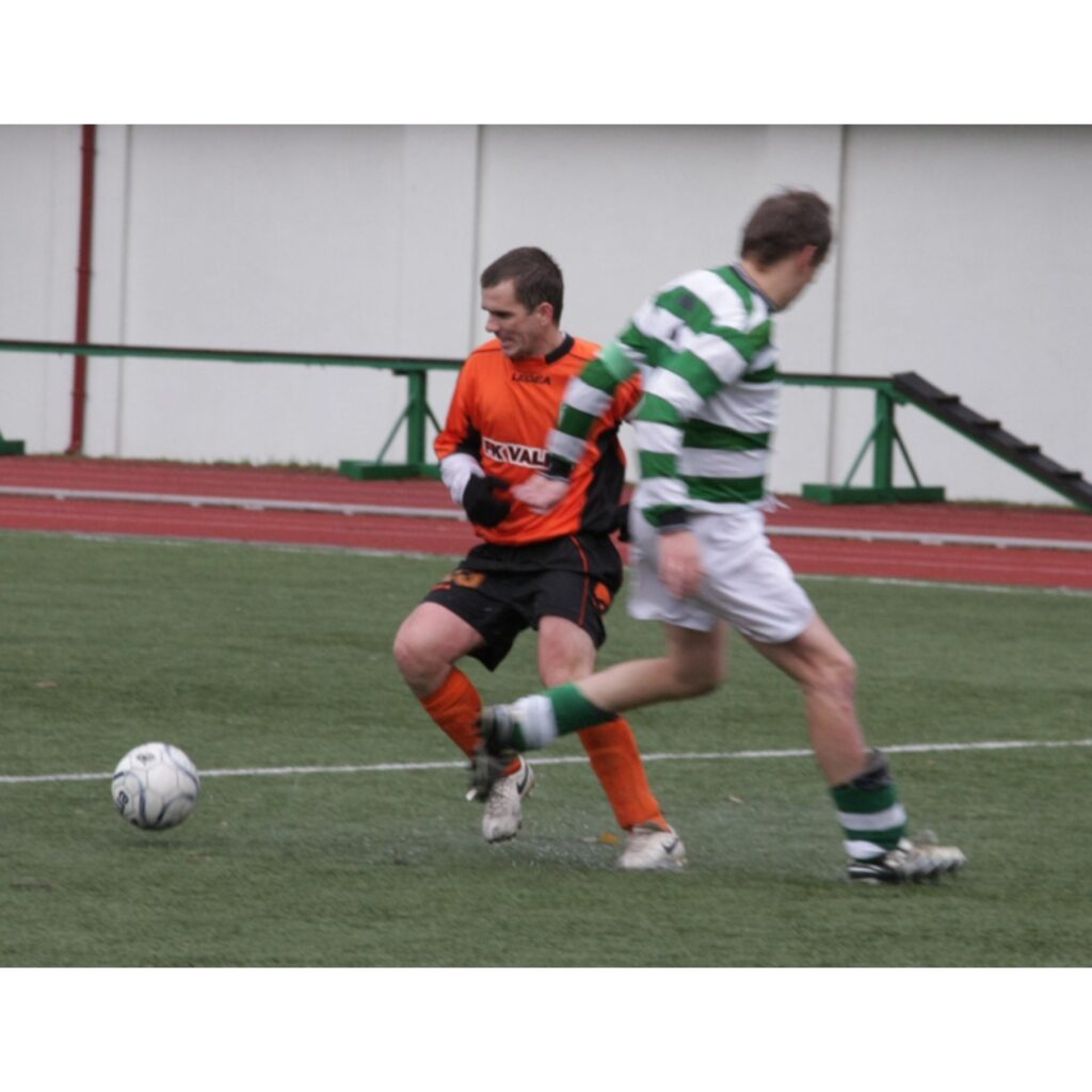 Latvijas kausa izcīņas futbolā 1. kārtā FK "Valka" sportisti pārliecinoši ar 5:1 pieveica spēcīgo FK "Alberts" no Rīgas. Nākamie pretinieki, visticamāk, būs stiprāki.
Autors: Aldis Dubļāns
