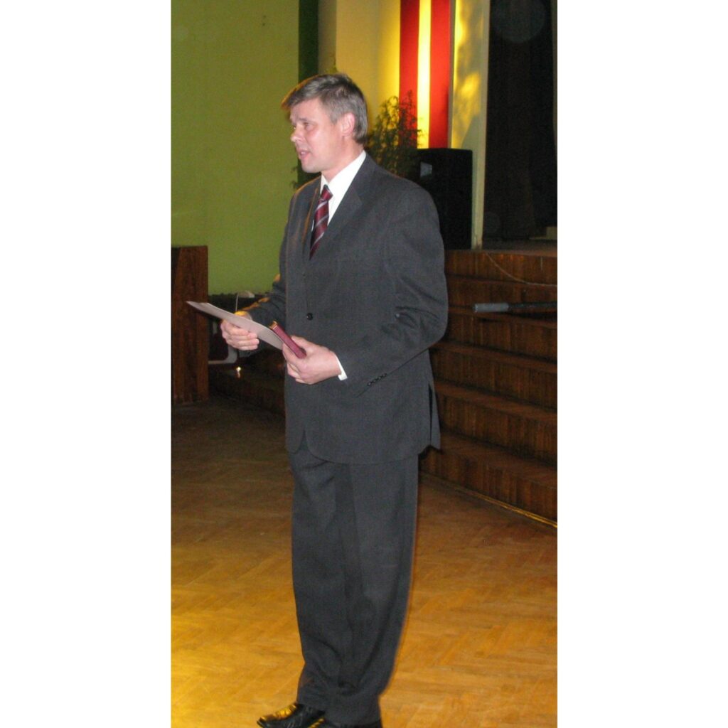 1991. gada barikāžu dalībnieka piemiņas zīme ir Latvijas valsts apbalvojums, kas izveidots, lai godinātu aktīvos Latvijas neatkarības aizstāvjus par 1991. gada janvārī un augustā parādīto drošsirdību, pašaizliedzību un iniciatīvu, par...
Autors: Sarmīte Ozola