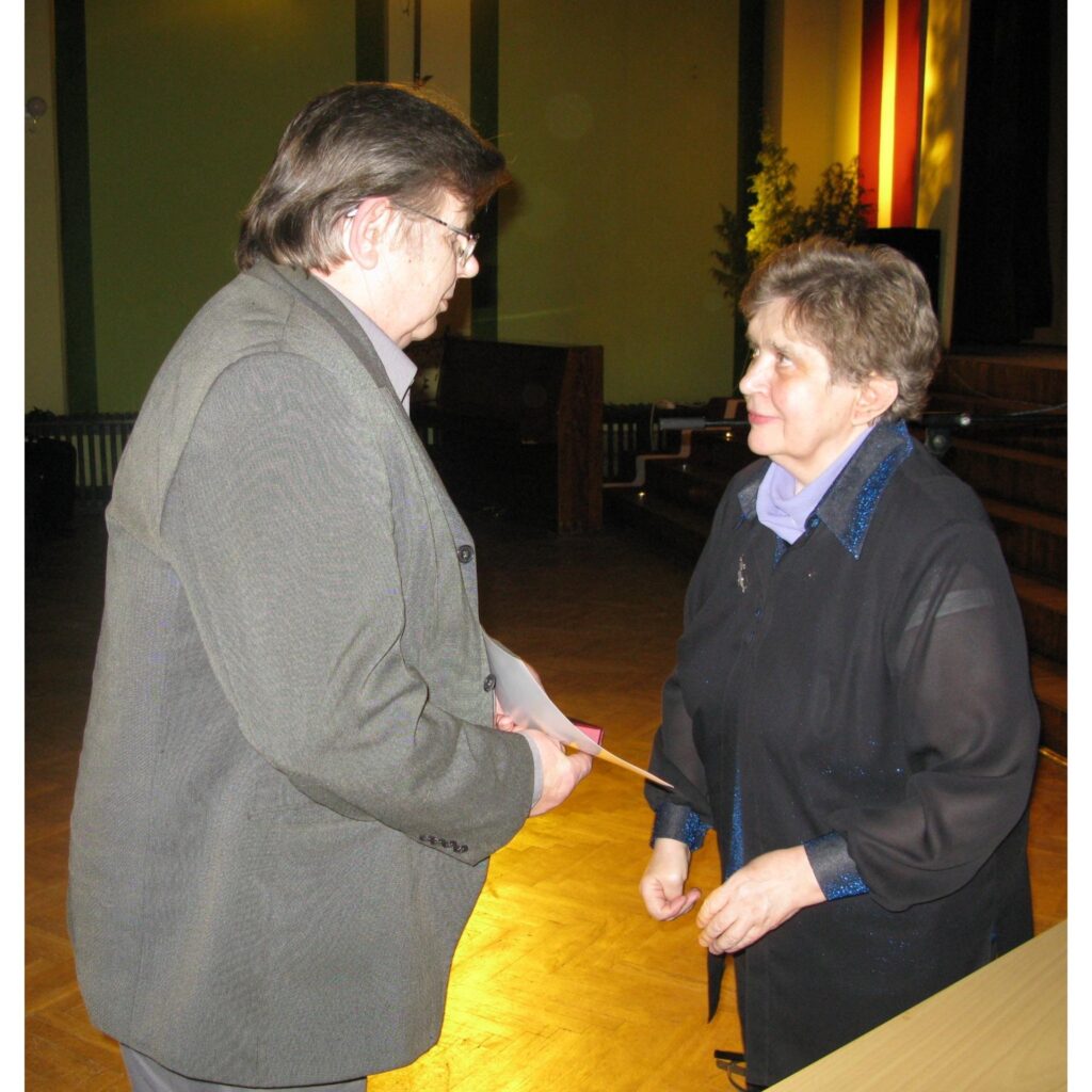 1991. gada barikāžu dalībnieka piemiņas zīme ir Latvijas valsts apbalvojums, kas izveidots, lai godinātu aktīvos Latvijas neatkarības aizstāvjus par 1991. gada janvārī un augustā parādīto drošsirdību, pašaizliedzību un iniciatīvu, par...
Autors: Sarmīte Ozola