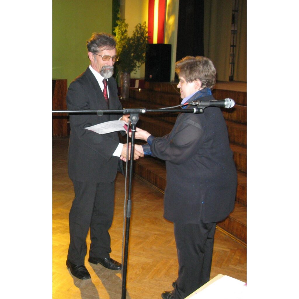 1991. gada barikāžu dalībnieka piemiņas zīme ir Latvijas valsts apbalvojums, kas izveidots, lai godinātu aktīvos Latvijas neatkarības aizstāvjus par 1991. gada janvārī un augustā parādīto drošsirdību, pašaizliedzību un iniciatīvu, par...
Autors: Sarmīte Ozola