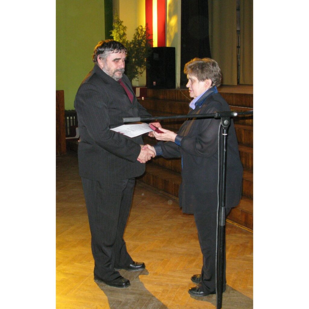 1991. gada barikāžu dalībnieka piemiņas zīme ir Latvijas valsts apbalvojums, kas izveidots, lai godinātu aktīvos Latvijas neatkarības aizstāvjus par 1991. gada janvārī un augustā parādīto drošsirdību, pašaizliedzību un iniciatīvu, par...
Autors: Sarmīte Ozola