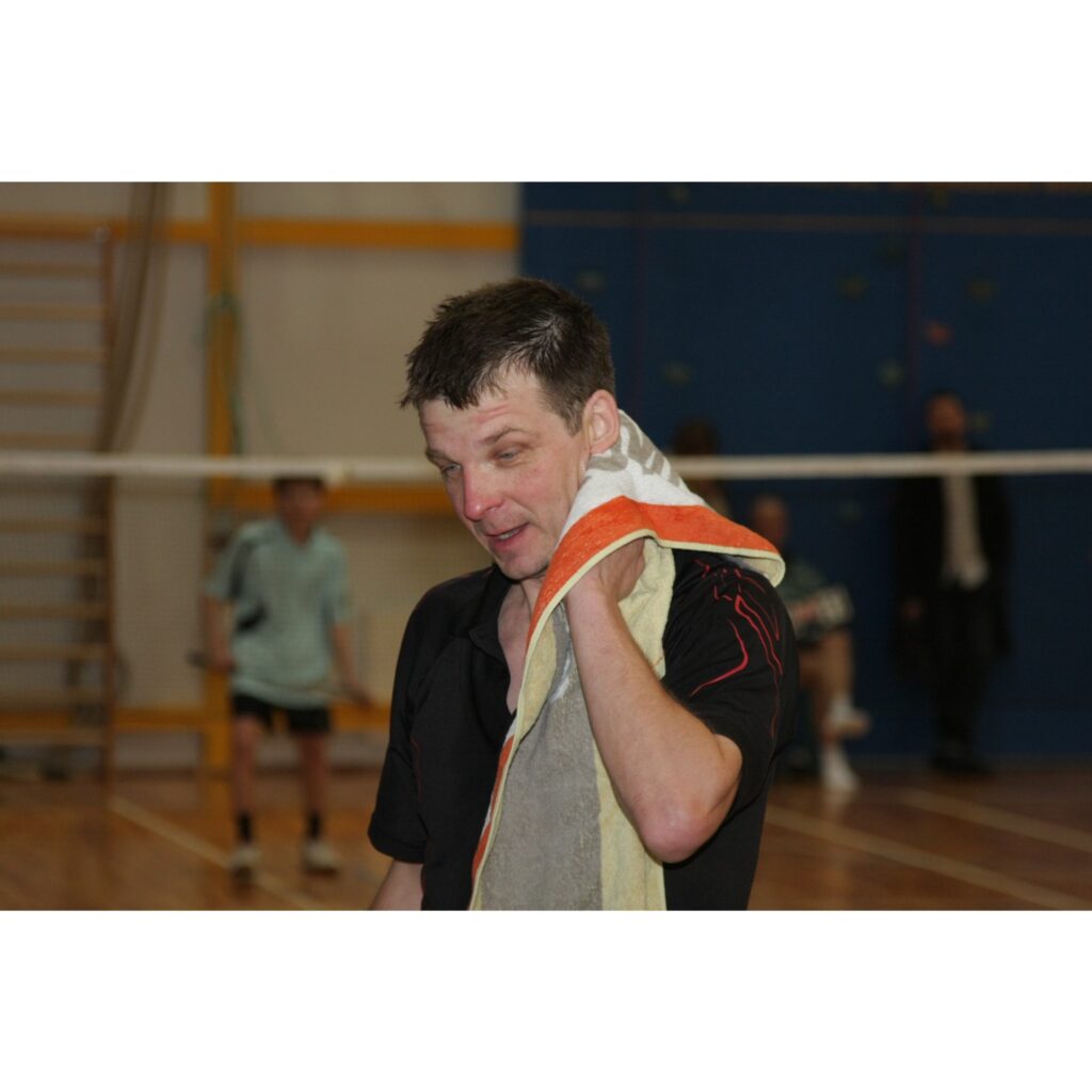 Latvijas Amatieru badmintona līgas čempionāta 4. kārta, kas notika Valkas ģimnāzijas sporta hallē. Tekstuālo informāciju par sacensībām lasiet laikrakstā "Ziemeļlatvija".
Autors: Aldis Dubļāns