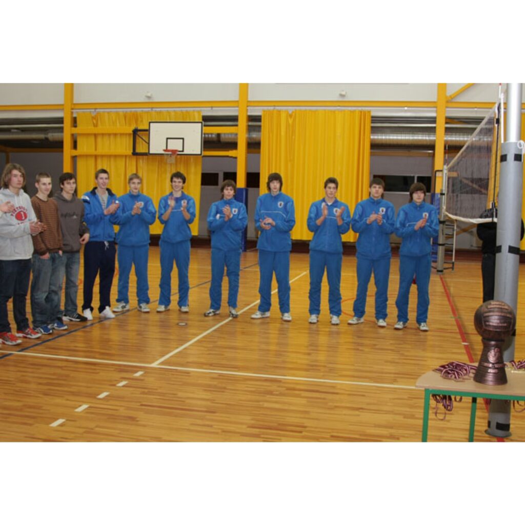  Pēc izšķirošās spēles starp Baltkrieviju un Krieviju, kurā uzvarēja baltkrievi, Latvijas U18 izlase palika 3. vietā.
Autors: Aldis Dubļāns