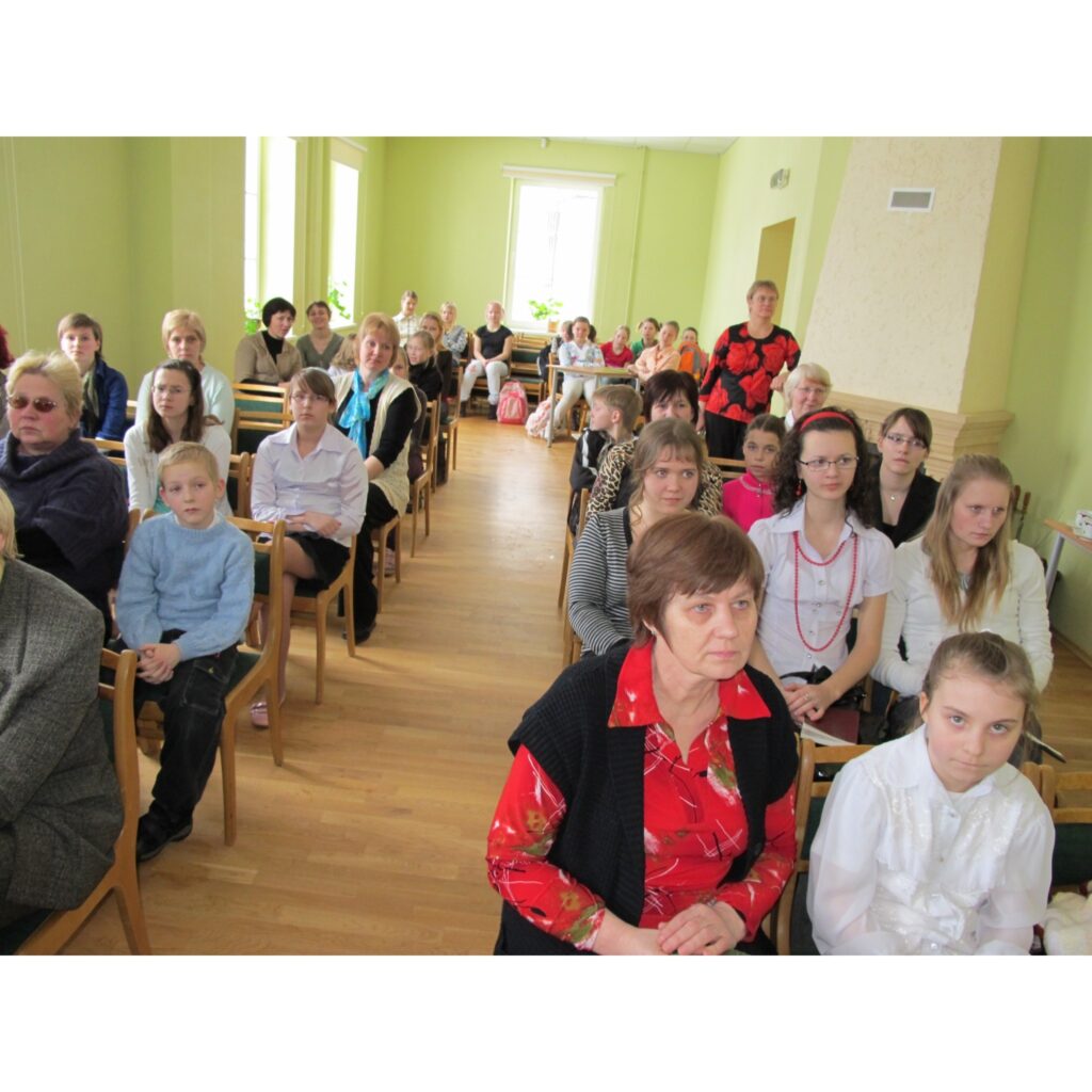 Fotoreportāža no Valkas un Strenču novada skatuves runas konkursa, kas notiek šodien Valkas novada bērnu interešu centrā "Mice".
Autors: Aldis Dubļāns