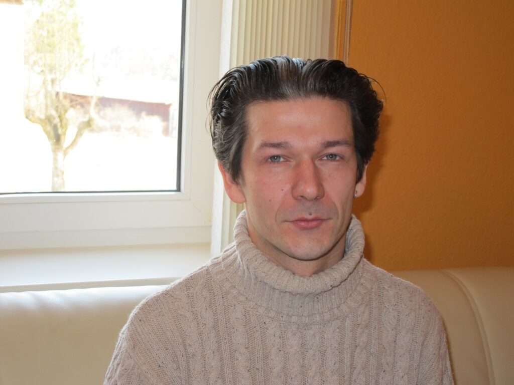 Mēbeļu meistars Atis Dālbergs ir priecīgs par katru interesantu pasūtījumu.
Autors: Aldis Dubļāns