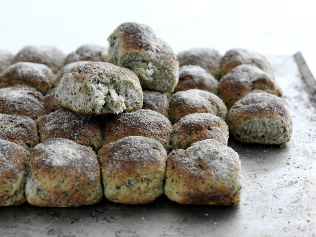 Spinātu maizītes