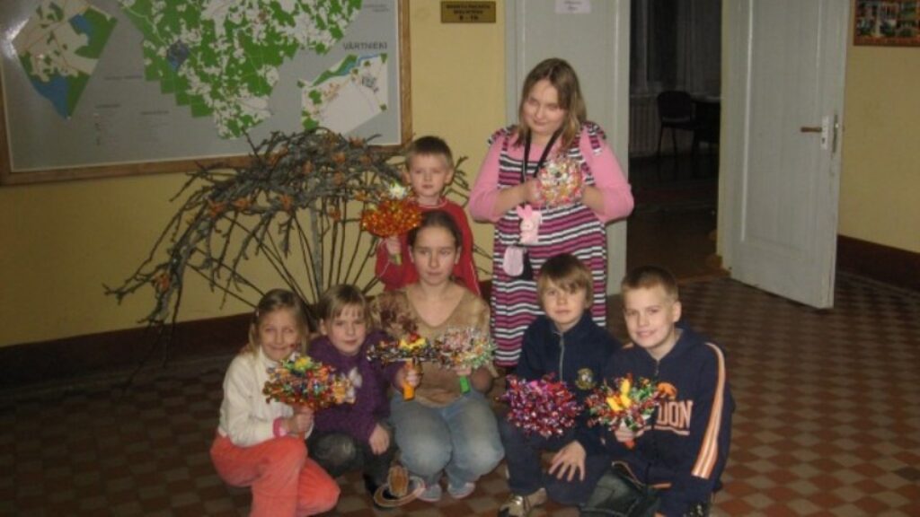 2007. gadā Dzintra Brantos apmācīja pirmo floristu pulciņu.
Autors: No personīgā arhīva