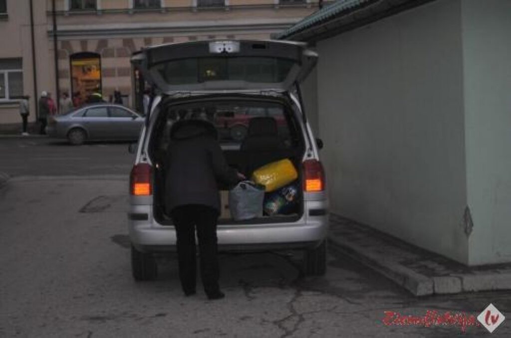Akcijas pirmā diena un pirmās ziedotājas - Inga, Mārīte, Līga, Sondra, Vineta un Velga.
Autors: Sarmīte Ozola