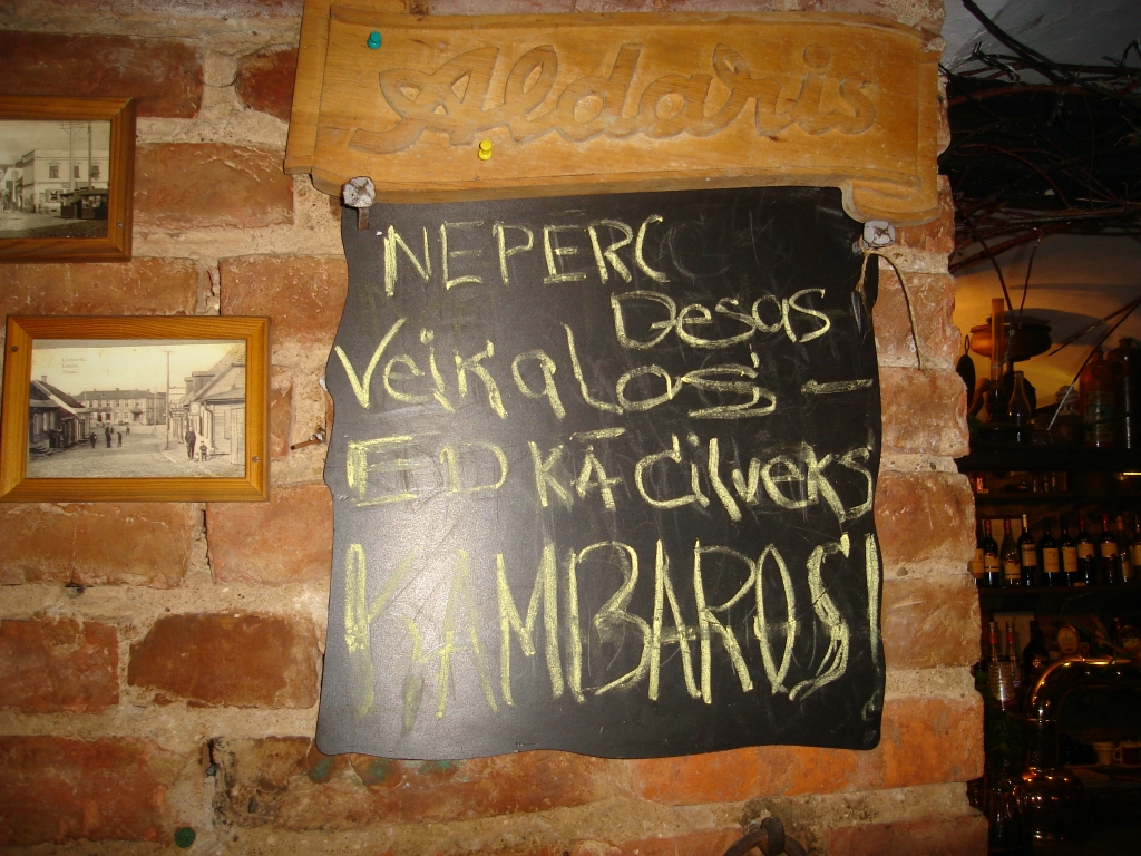 Maltīti ieturējām Trīs kambaros. Garšīgi un draudzīga cena!
