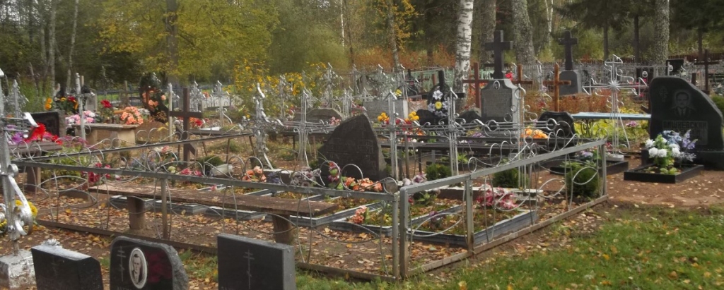  Blakus baznīcai izveidoja kapsētu.
Autors: Sarmīte Ozola