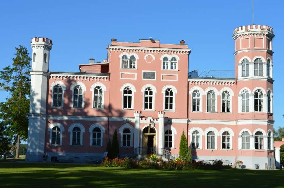 Autors: Sarmīte Ozola