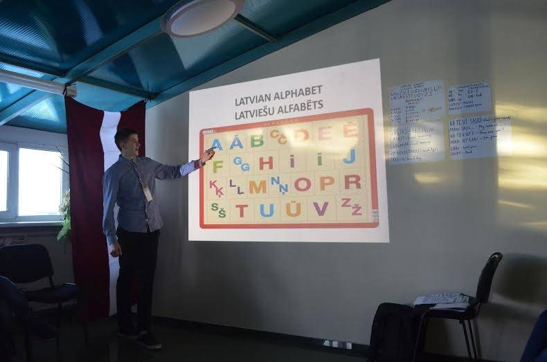 Autors: PUBLICITĀTES