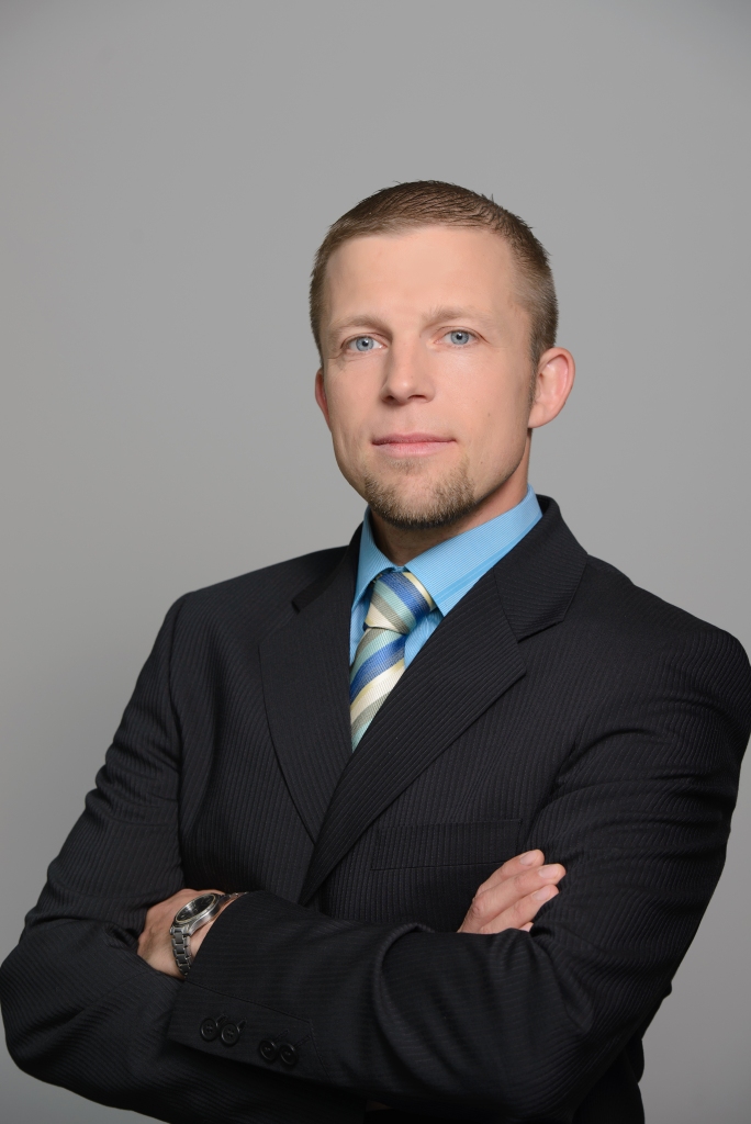 dr. Māris Mežeckis