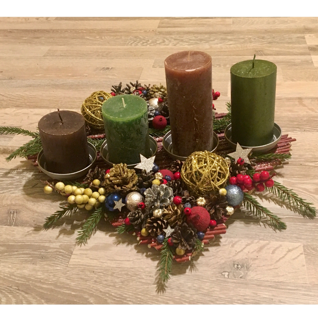 "Iesūtu savus veidotos Adventes dekorus," raksta mums Līga Lutere - Kārkliņa.
Autors: Līga Lutere - Kārkliņa