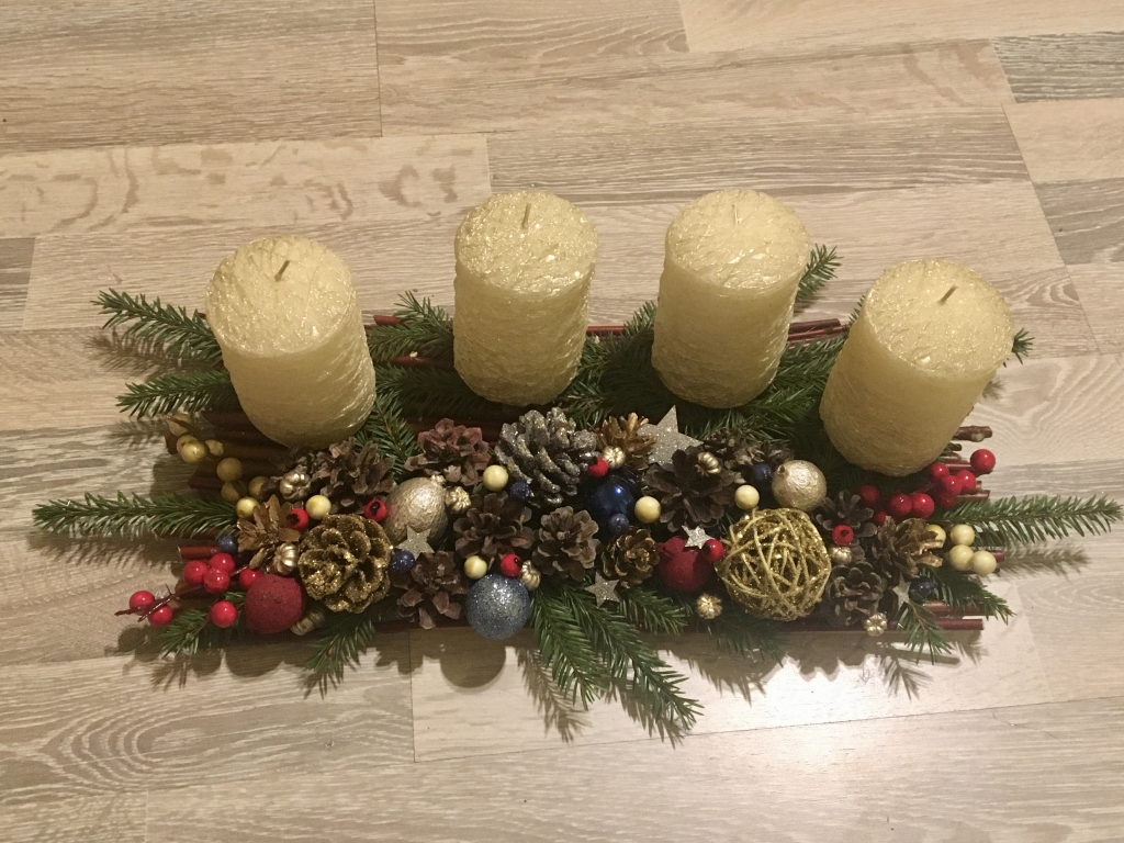 "Iesūtu savus veidotos Adventes dekorus," raksta mums Līga Lutere - Kārkliņa.
Autors: Līga Lutere - Kārkliņa