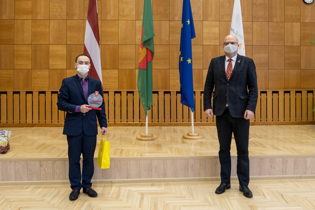 11.Valkas starptautisko dubultspēļu turnīra rīkotājs Vjačeslavs Baskovs un Valkas novada pašvaldības vadītājs Vents Armands Krauklis
Autors: Roberts Johansons
