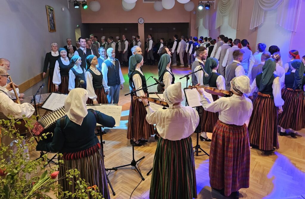 Aluksniesiem.lv raksta attēla aizvietotājs
