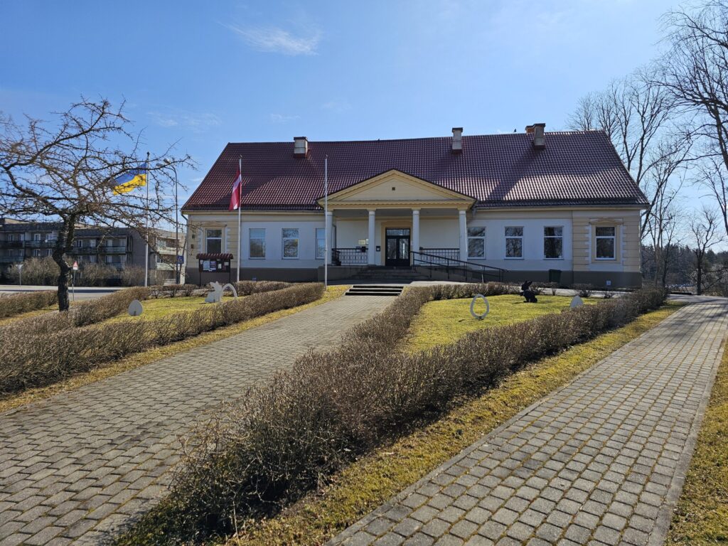Launkalne