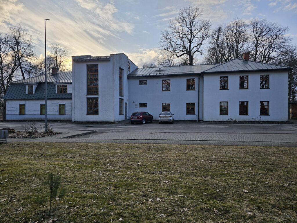 Lugaži