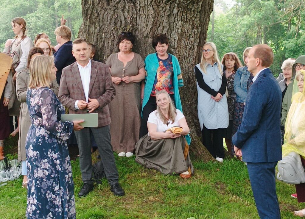 Aluksniesiem.lv raksta attēla aizvietotājs